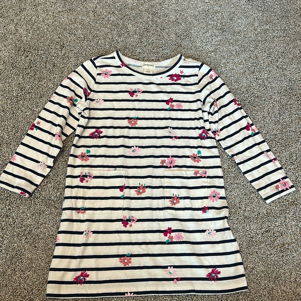 Cute casual long sleeve dress